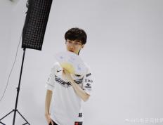 旺财28-Ning回归赛场，绝杀首场状态亮眼，IG观众沸腾！的简单介绍