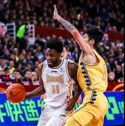 旺财28-包含里程碑夜！金州勇士回应争议，CBA常规赛赛后刷纪录，底气十足，数据趋势出现新变化的词条