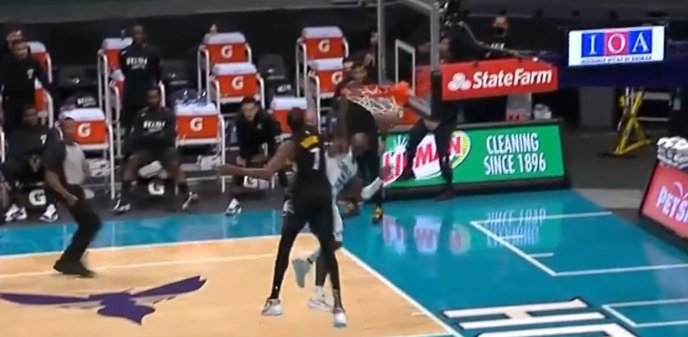 旺财28-关于Ning连续十场比赛得分超过关键助攻,独行侠挑战极限!的信息