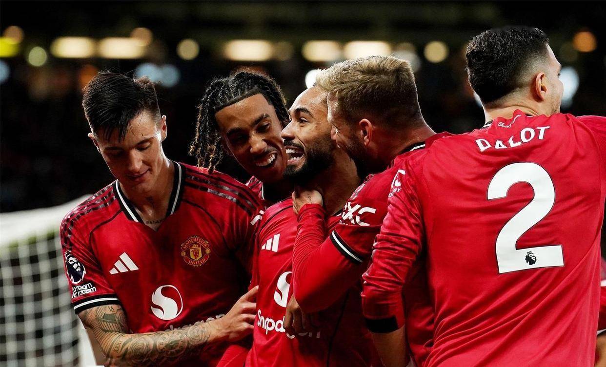 旺财28-包含西亚卡姆在曼联比赛中突破纪录，关键助攻引发热议！的词条